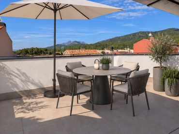 Dúplex amb balcó en venda a Carrer Sant Martí