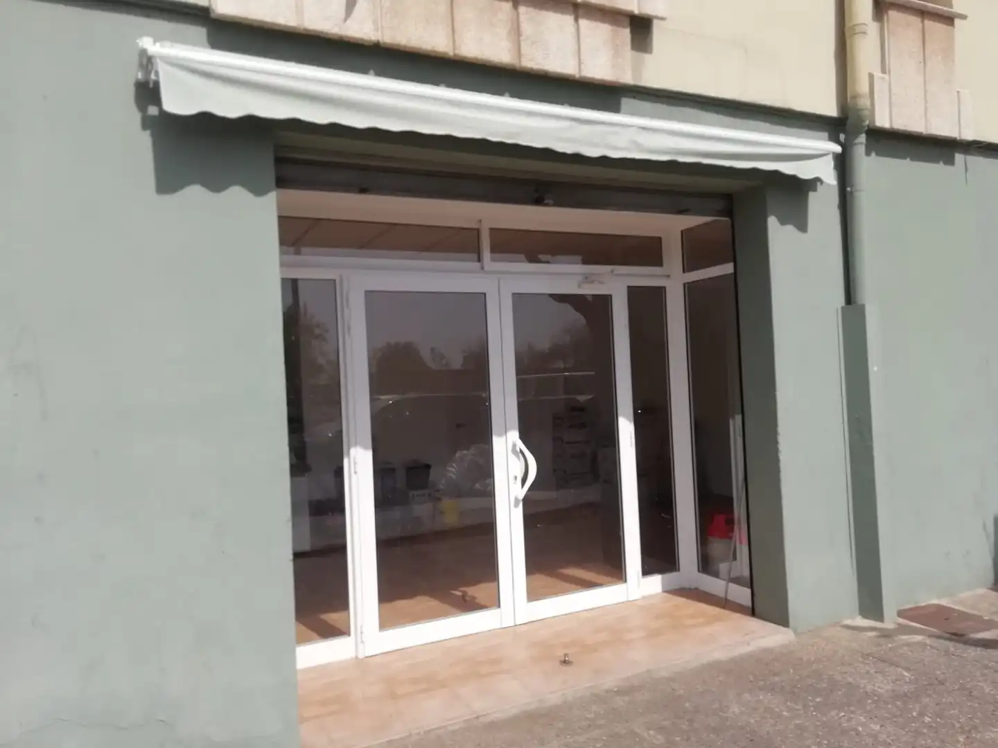 Local commercial à vendre à Carrer Riu Llobregat, imagen 2