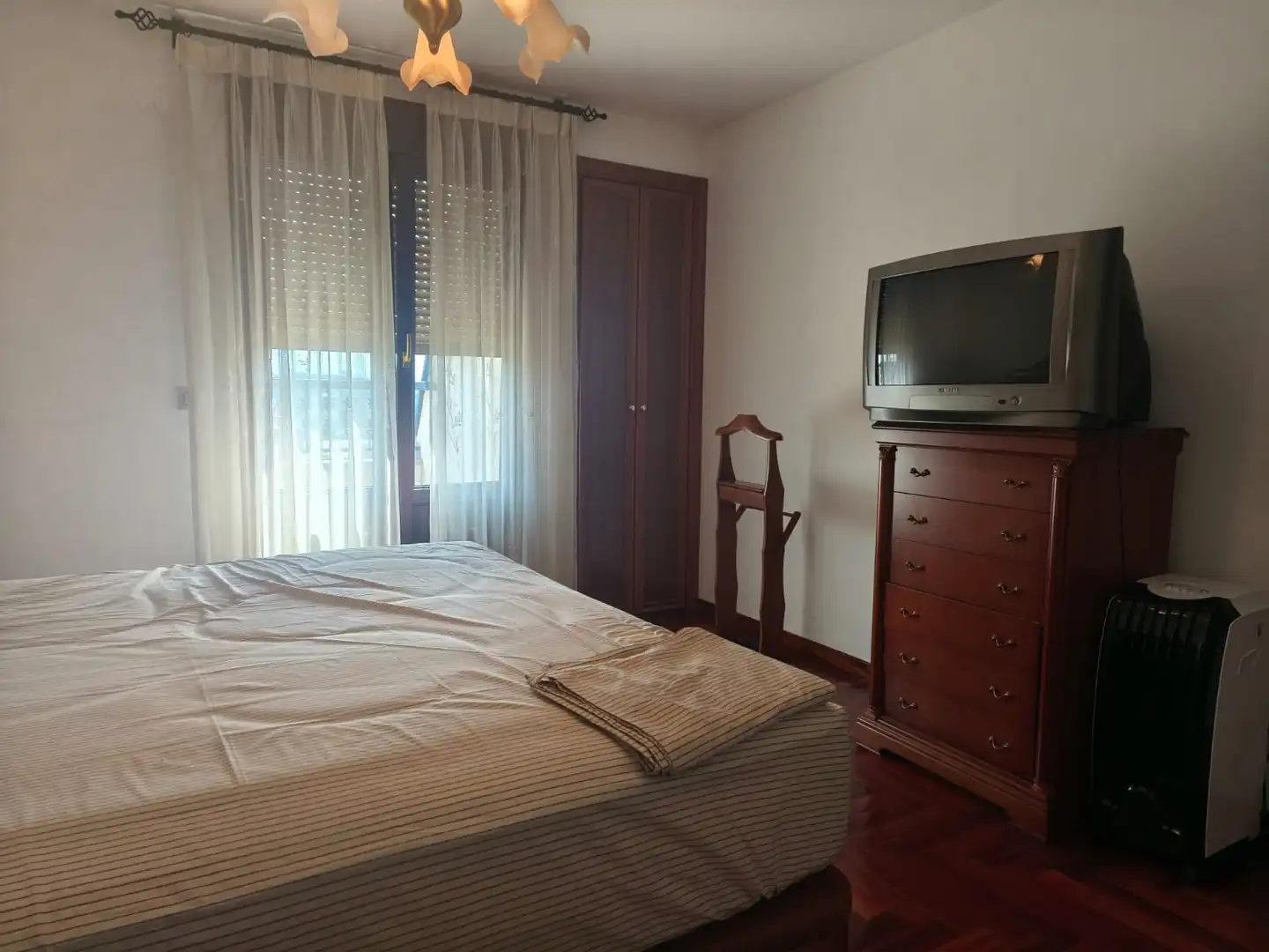 Habitación de Piso de alquiler en Lugo con Calefacción, Terraza y Trastero