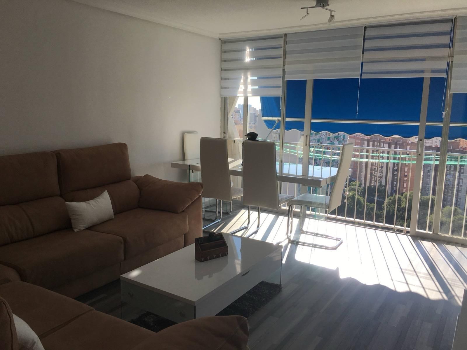 Living room of Apartment for sale in Benidorm  with Private garden, Terrace and Furnished