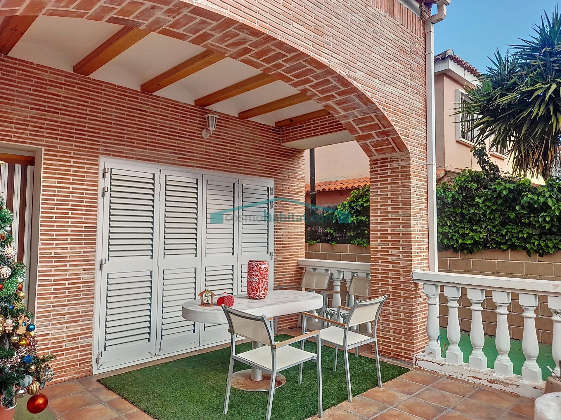 Terrace of House or chalet for sale in Catadau  with Air Conditioner, Heating and Private garden