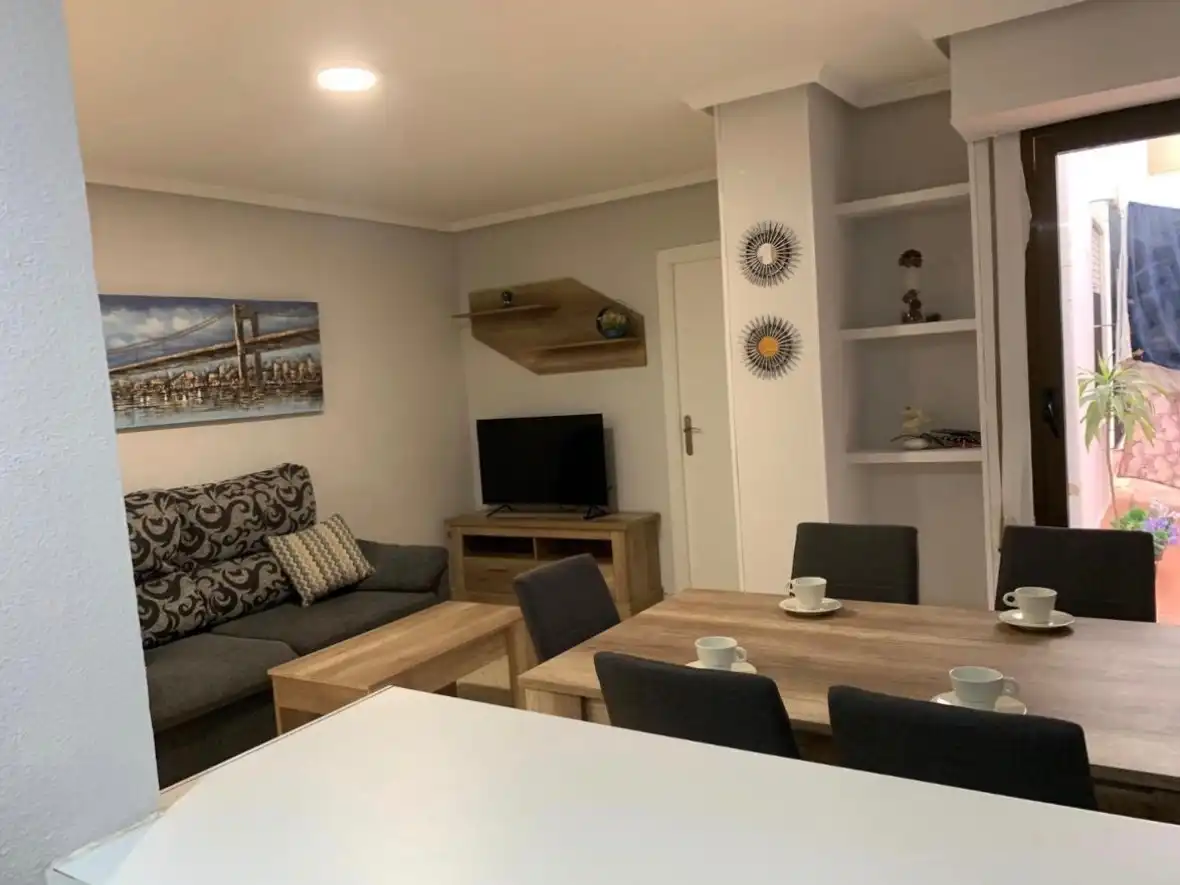 Sala de estar de Piso de alquiler en Santa Pola con Amueblado