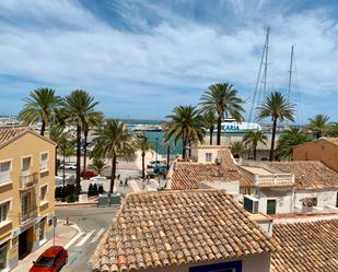 Vista exterior de Àtic en venda en Dénia amb Aire condicionat i Balcó