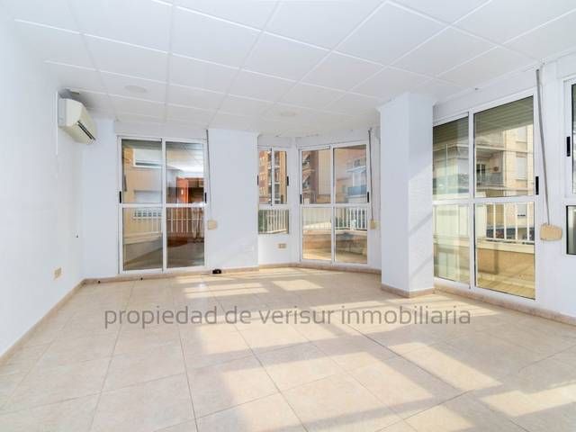 Oficina en Alquiler en Casco Antiguo