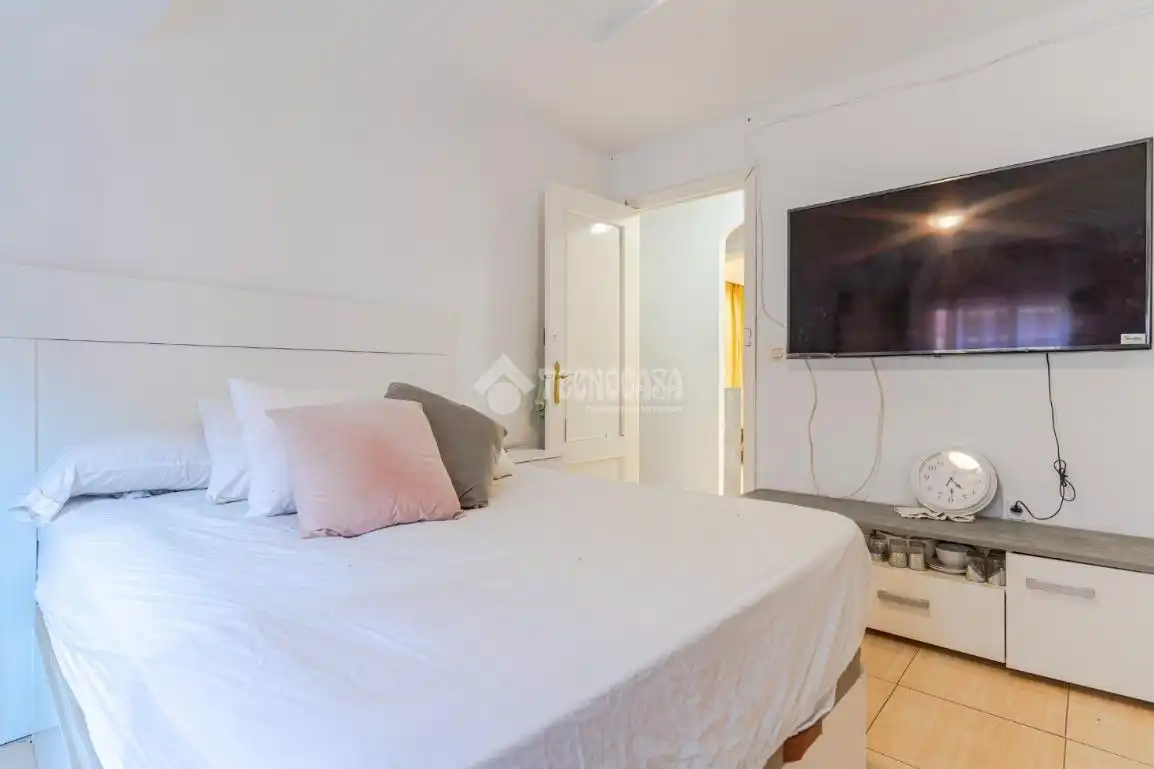 Bedroom of Flat for sale in Motril