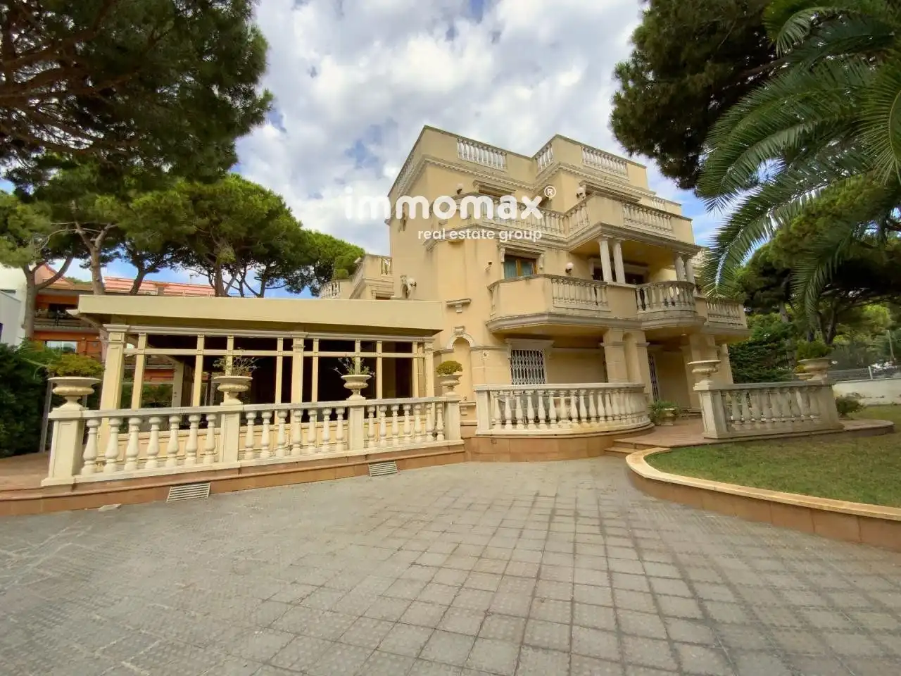 House with pool for sale in La Pineda, imagen 3