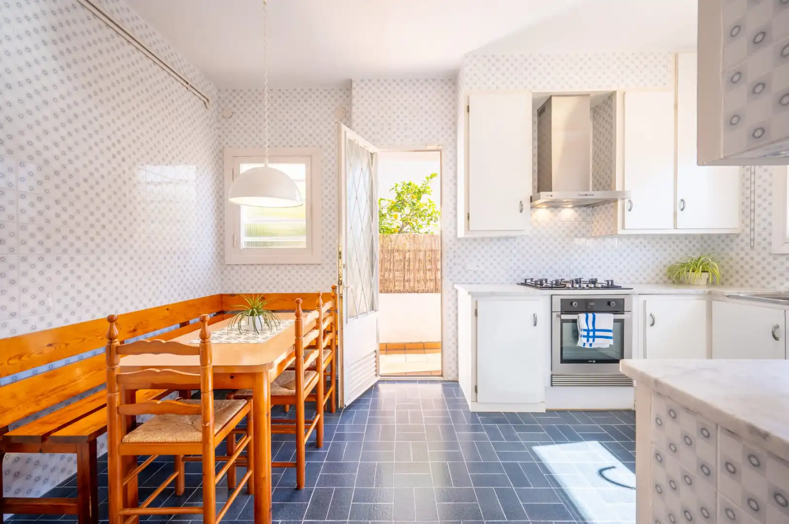 Cocina de Casa o chalet en venta en Mataró con Calefacción, Jardín privado y Terraza