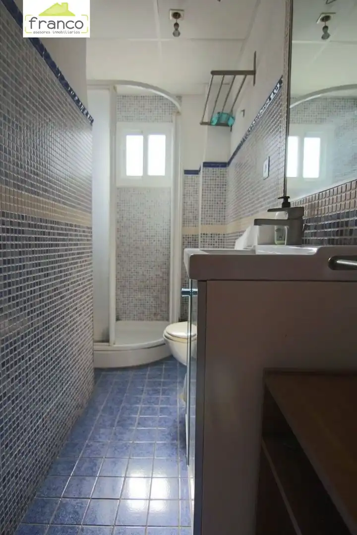 Appartamento con terrazza in affitto a Centro, imagen 9