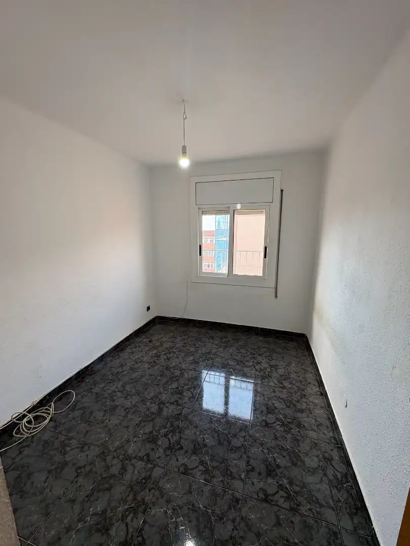 Piso con terraza en venta en Ronda de Sant Antoni de Llefià, imagen 5