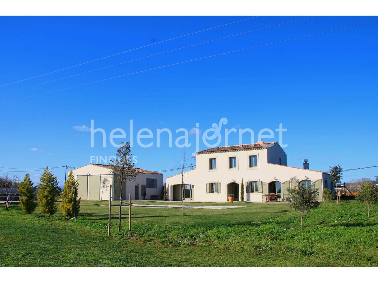 Außenansicht von Country house zum verkauf in Cassà de la Selva mit Heizung, Privatgarten und Terrasse