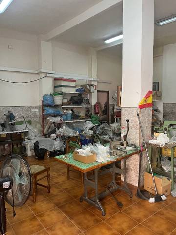 Local comercial en Venta en Carrer Ramón Vicente Serrano en Camí dels Magros - Casablanca