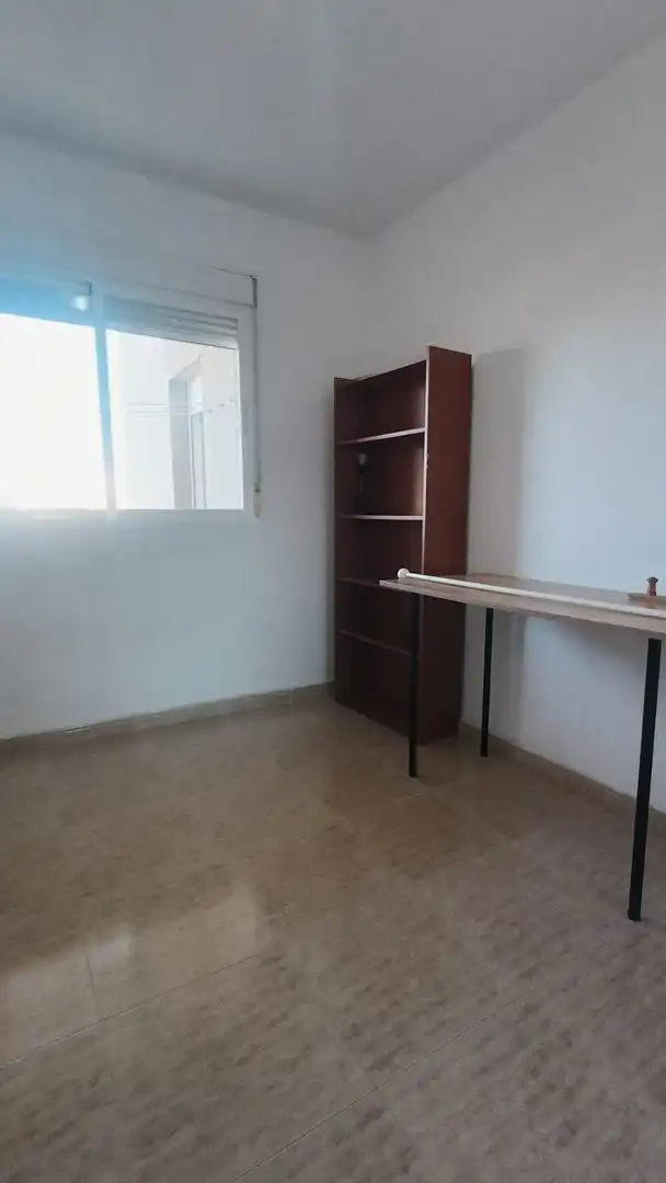 Habitación de Piso de alquiler en Cartagena con Terraza, Trastero y Amueblado