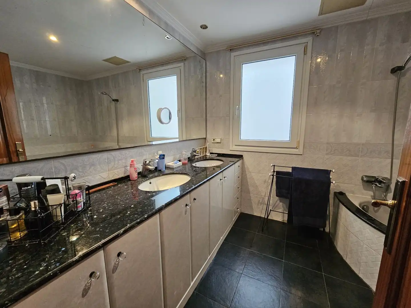 Baño de Casa adosada en venta en Cambrils con Aire acondicionado, Terraza y Amueblado