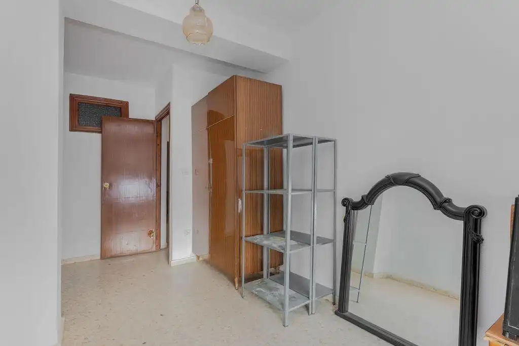 Dormitori de Pis en venda en Cantillana