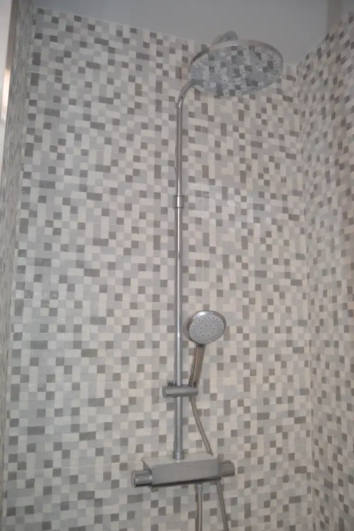 Bathroom of Flat for rent in Sant Cugat del Vallès  with Air Conditioner, Furnished and Oven