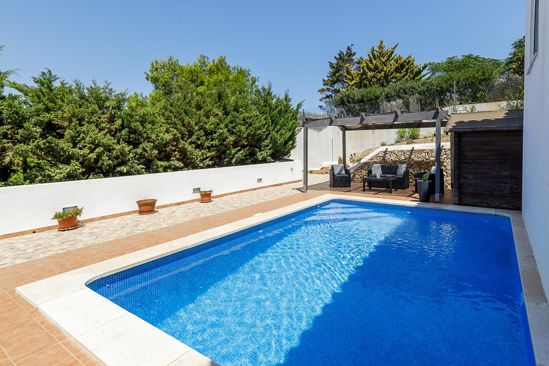 Swimming pool of House or chalet for sale in Maó  with Air Conditioner, Heating and Private garden