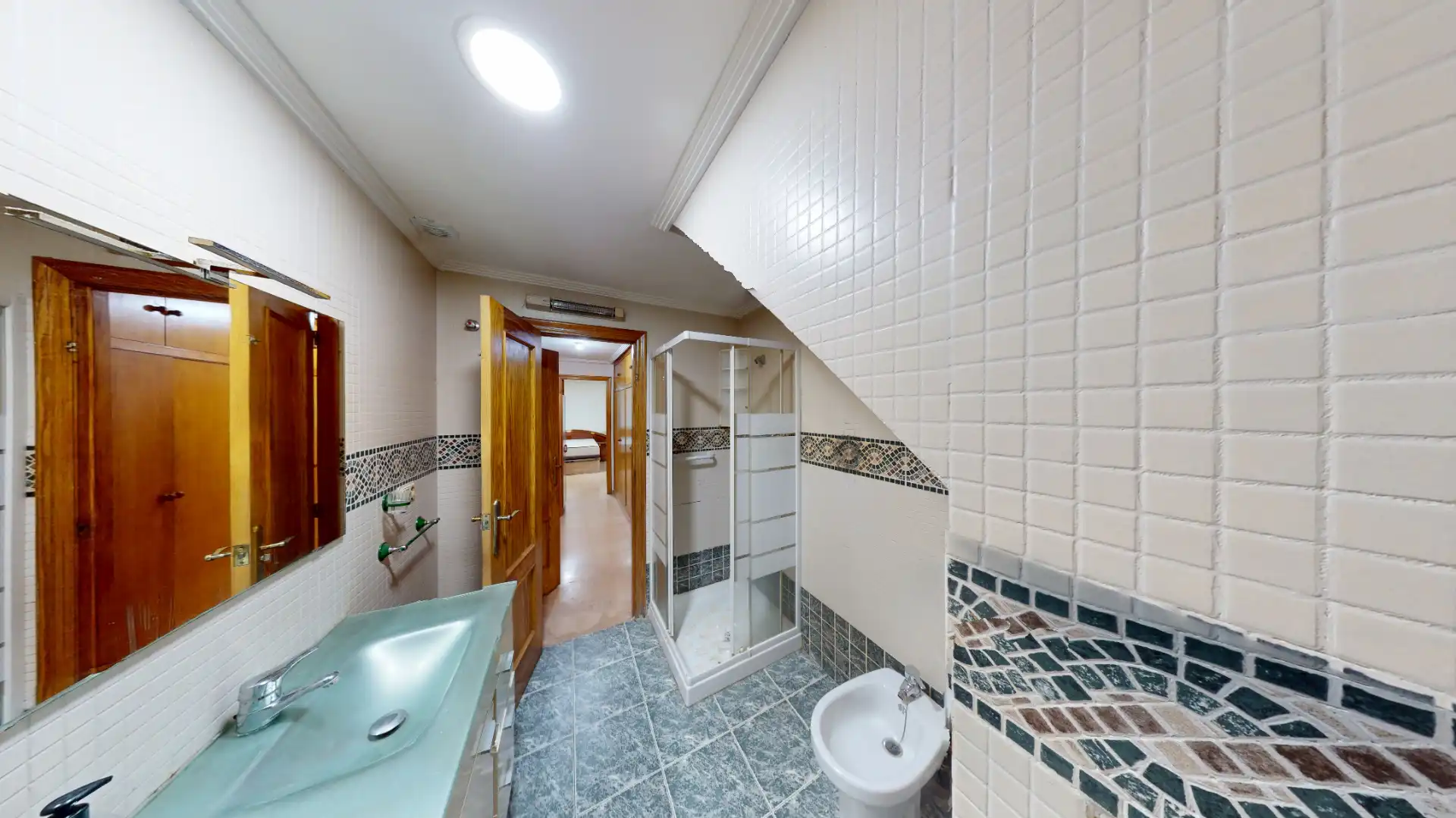 Baño de Casa o chalet en venta en Alicante / Alacant con Aire acondicionado, Parquet y Terraza