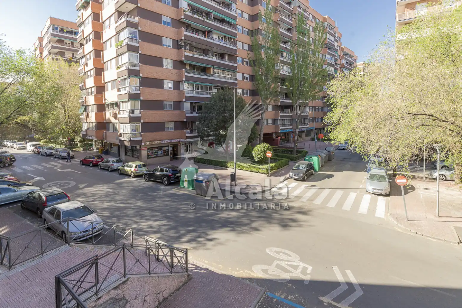 Vista exterior de Piso en venta en Alcalá de Henares con Aire acondicionado, Calefacción y Parquet
