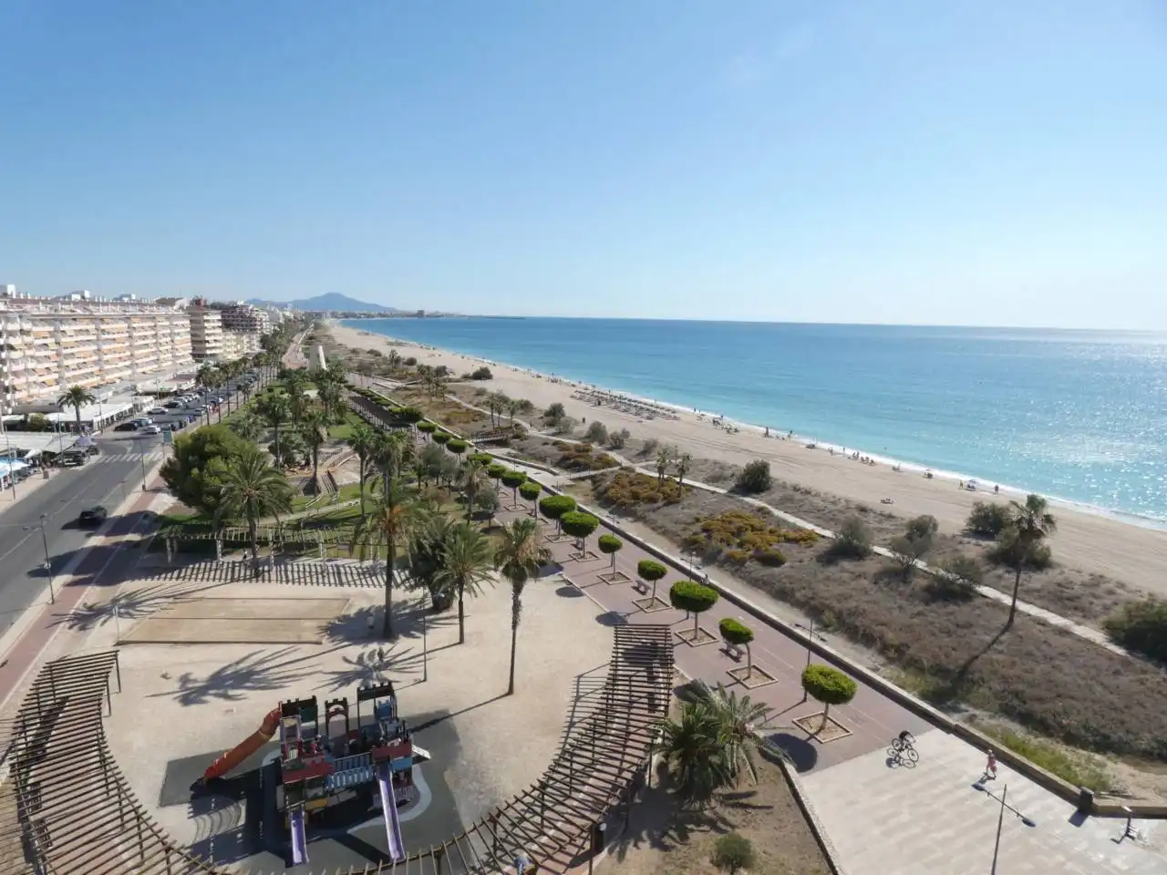 Vista exterior de Àtic en venda en Peñíscola / Peníscola amb Parquet, Terrassa i Piscina comunitària
