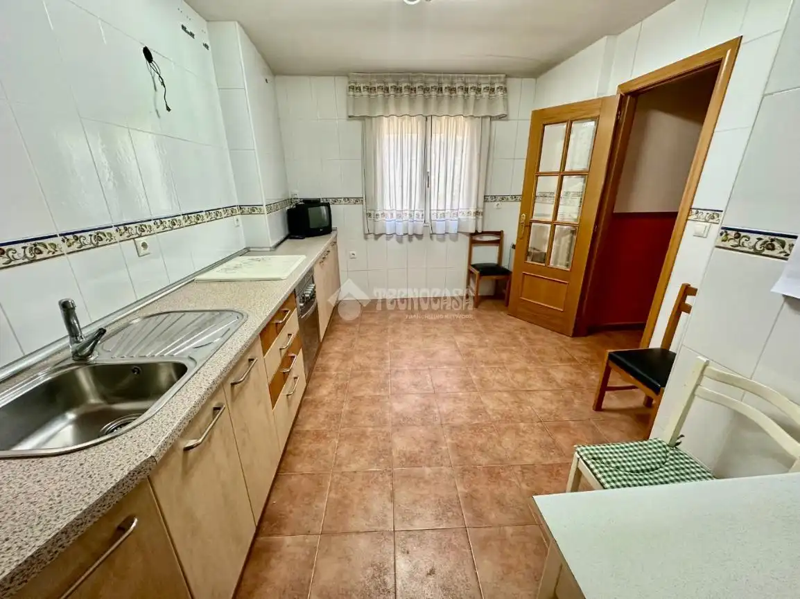 Kitchen of Detached homes for sale in Marchamalo  with Heating