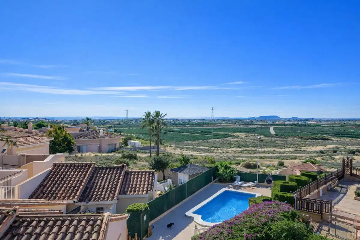 Casa o chalet en venta en Carrer de ľEspígol, Bonalba - Cotoveta