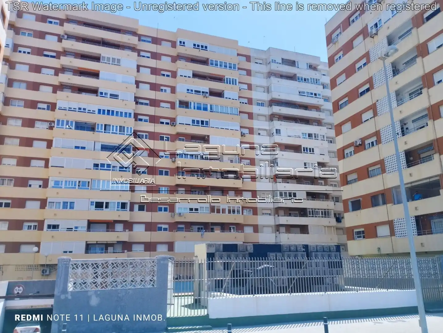 Vista exterior de Pis en venda en Cádiz amb Terrassa
