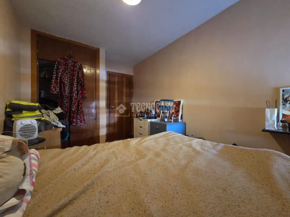 Bedroom of Detached homes for sale in Velilla de San Antonio  with Heating, Private garden and Terrace