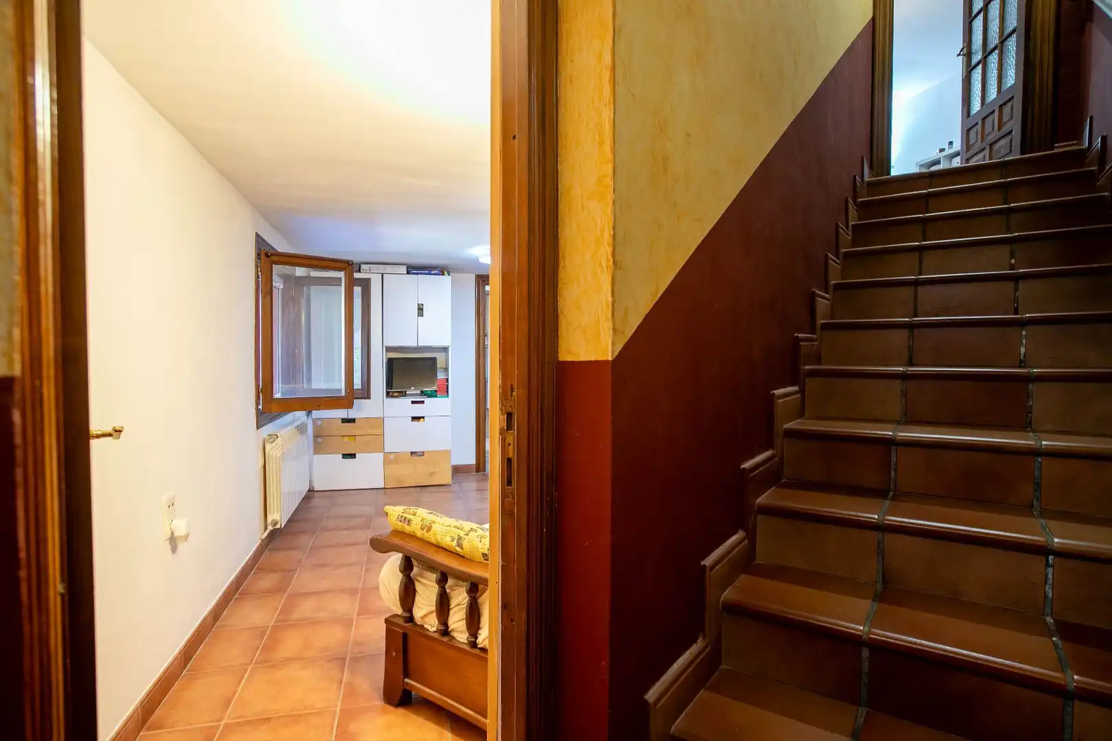 Houses for sale in Legarda  with Air Conditioner, Heating and Private garden