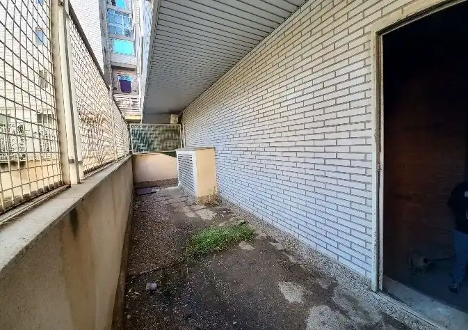 Außenansicht von Geschaftsraum zum Verkauf in Zaragoza