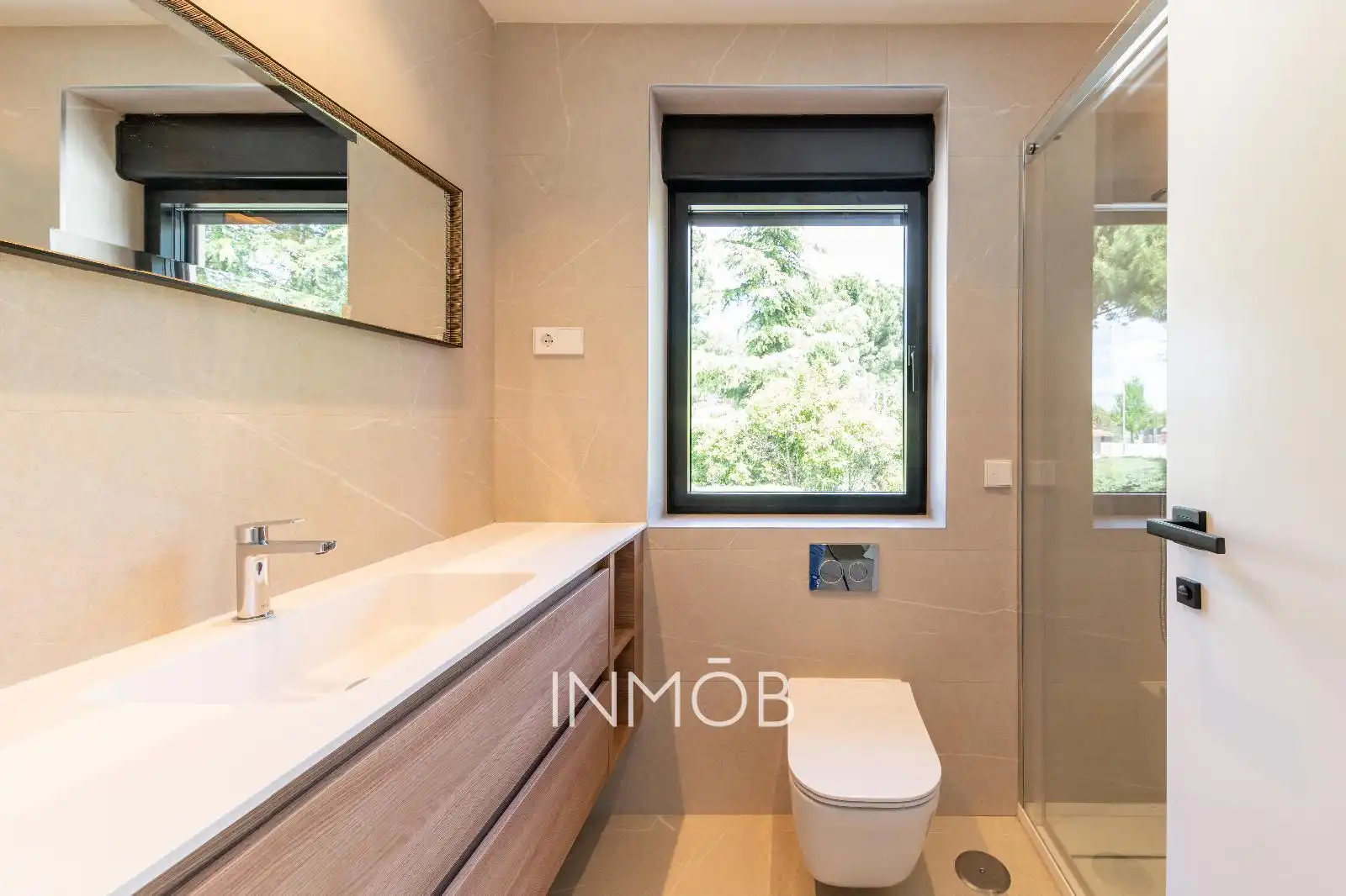 Baño de Casa o chalet en venta en Boadilla del Monte con Aire acondicionado, Calefacción y Terraza