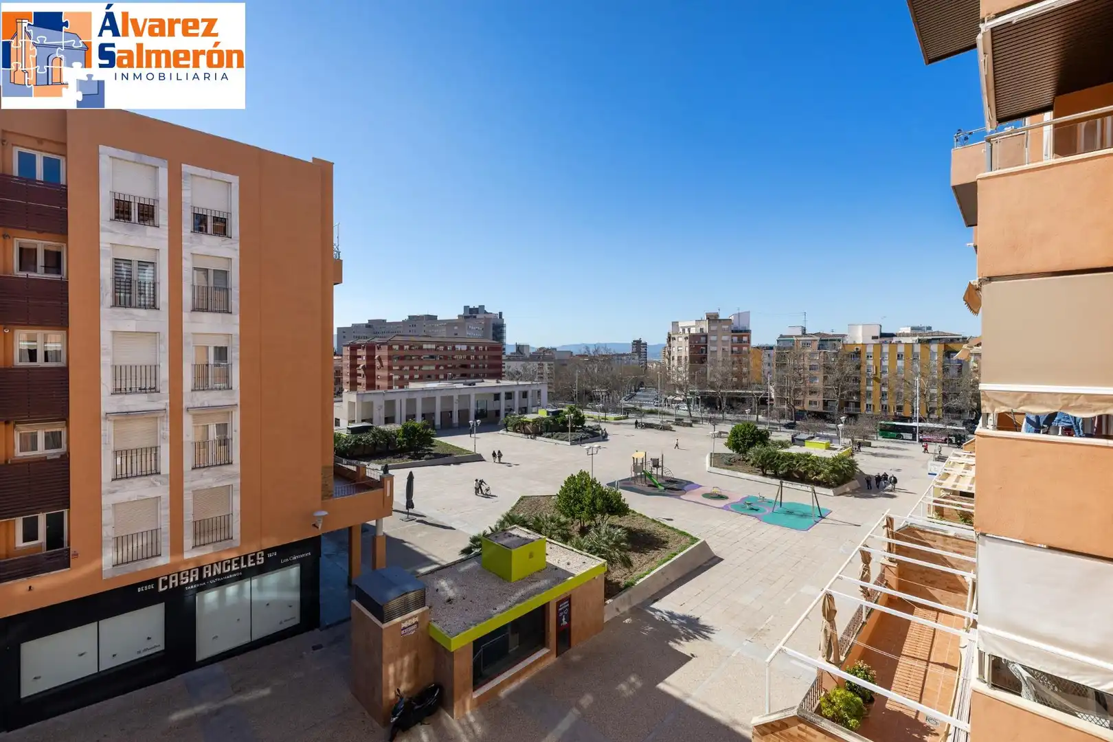 Appartement avec terrasse à vendre à Plaza CIUDAD DE LOS CARMENES, imagen 17