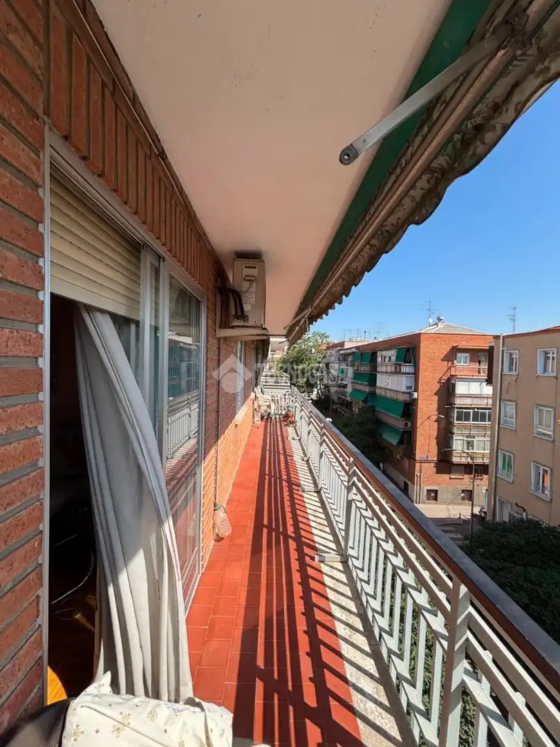 Balcony of Flat for sale in Madrid  with Heating and Terrace