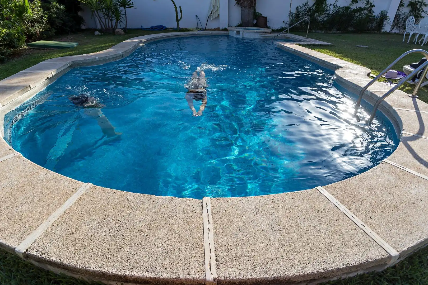 Swimming pool of Houses for sale in Roquetas de Mar  with Air Conditioner, Private garden and Terrace