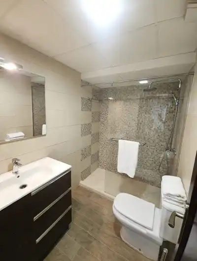 Bajo con piscina en venta en Riviera del Sol, imagen 9