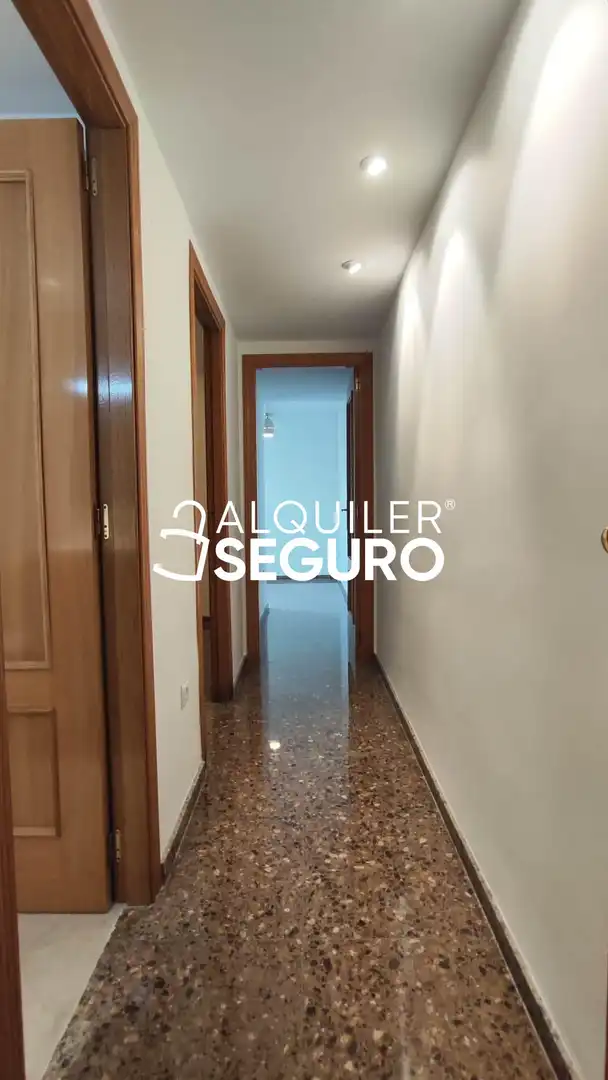 Wohnung zur Miete in Valencia mit Klimaanlage und Heizung