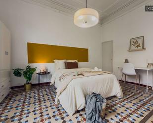 Bedroom of Flat to share in  Barcelona Capital  with Air Conditioner, Heating and Terrace