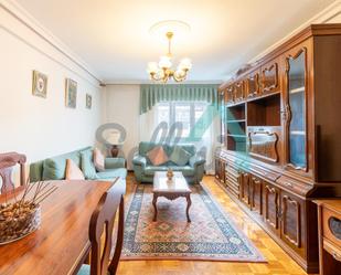 Living room of Flat to rent in Oviedo   with Heating, Parquet flooring and Terrace