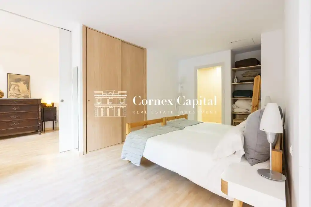 Schlafzimmer von Erdgeschoss zum Verkauf in Barcelona mit Klimaanlage und Terrasse