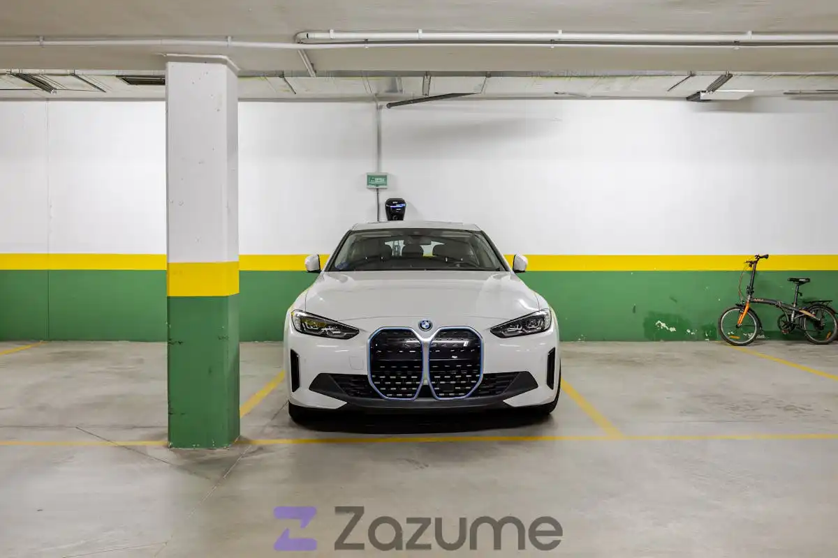 Parking of Flat for rent in Pozuelo de Alarcón  with Air Conditioner, Heating and Parquet flooring