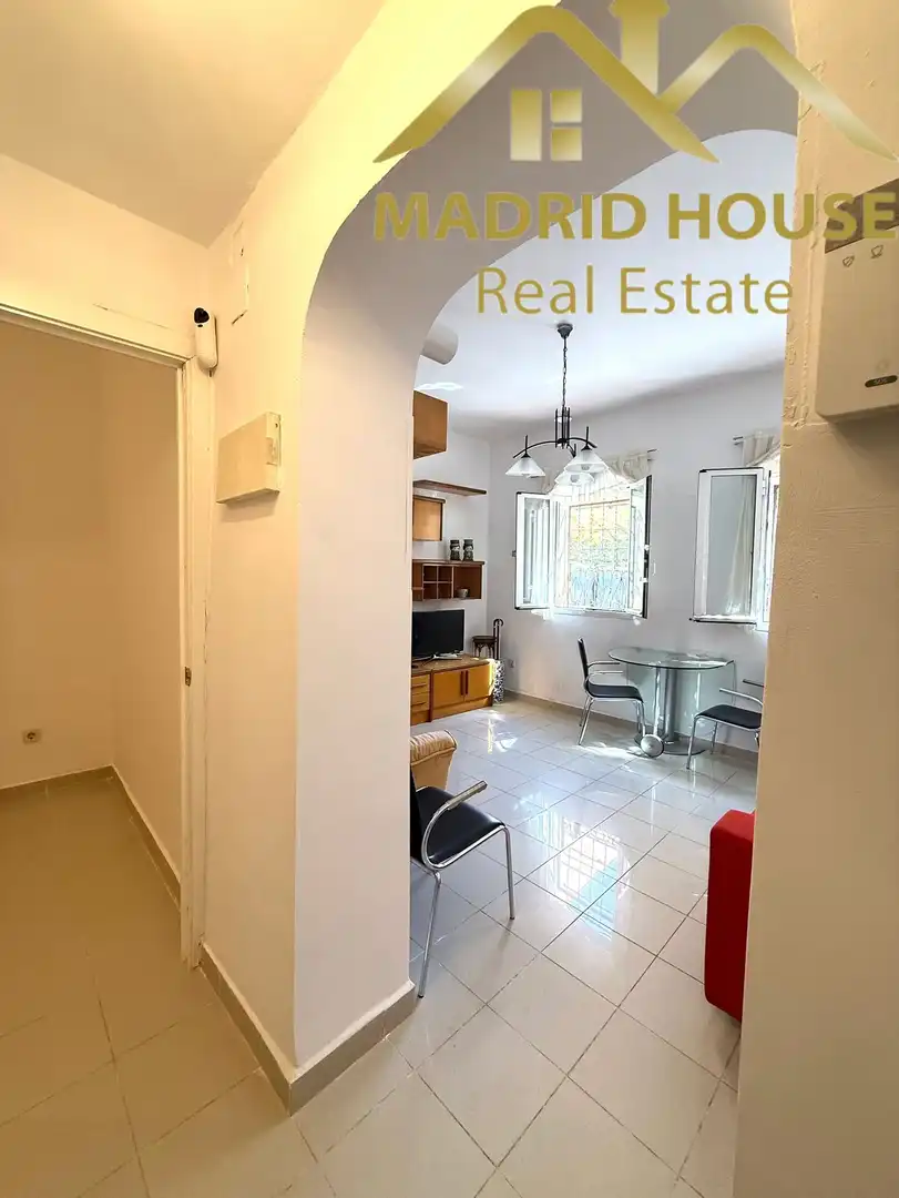 Living room of Flat for sale in Madrid