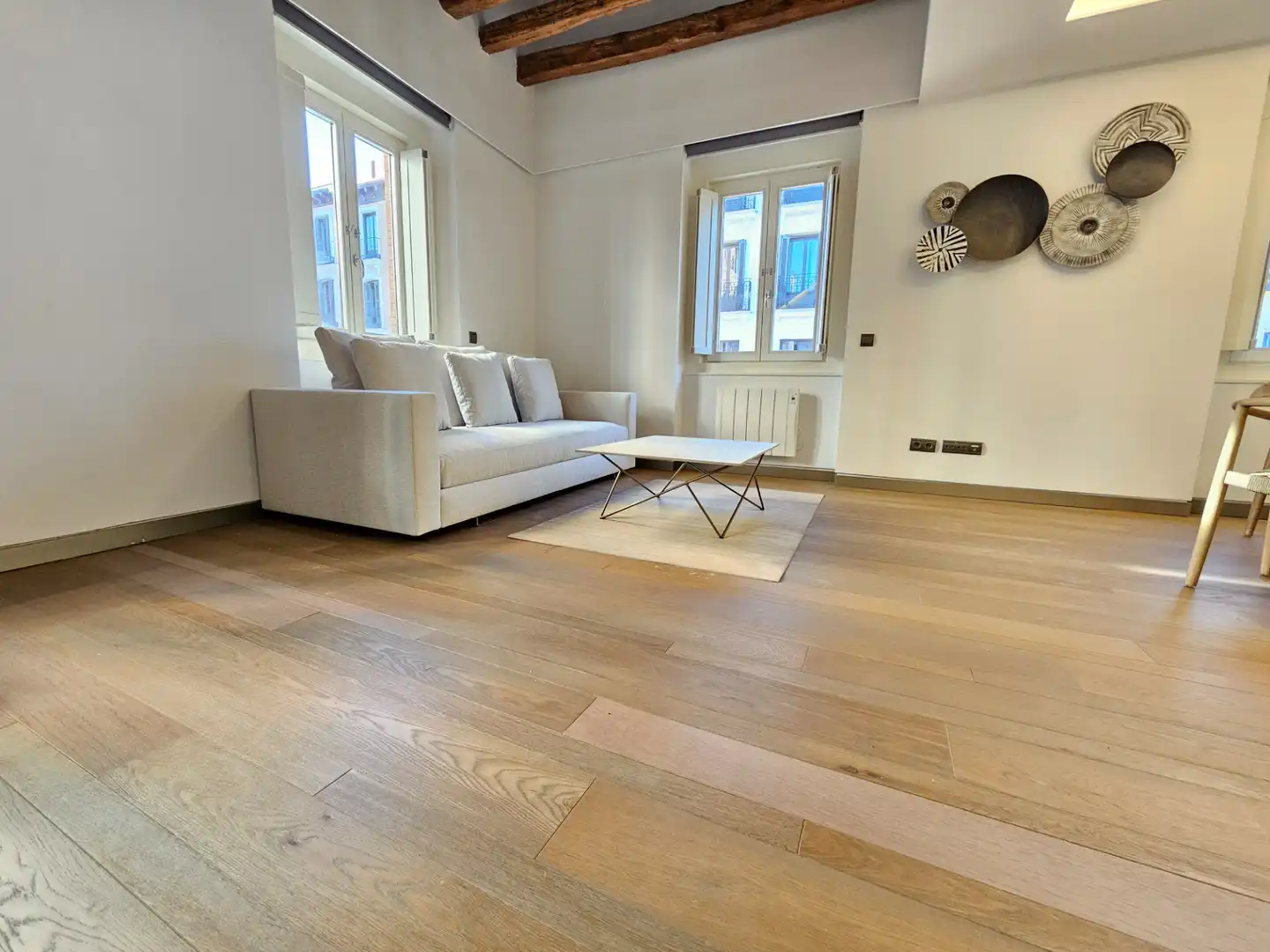 Sala d'estar de Àtic en venda en Madrid amb Aire condicionat, Calefacció i Jardí privat
