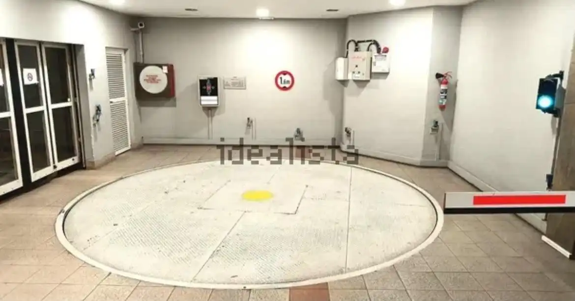 Einzelparkplatz zum Verkauf in Indautxu, imagen 3