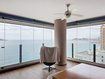 Flat with pool for sale in Playa de Levante