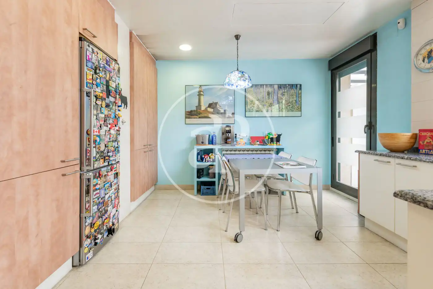 Cocina de Casa adosada en venta en Madrid con Aire acondicionado, Calefacción y Jardín privado