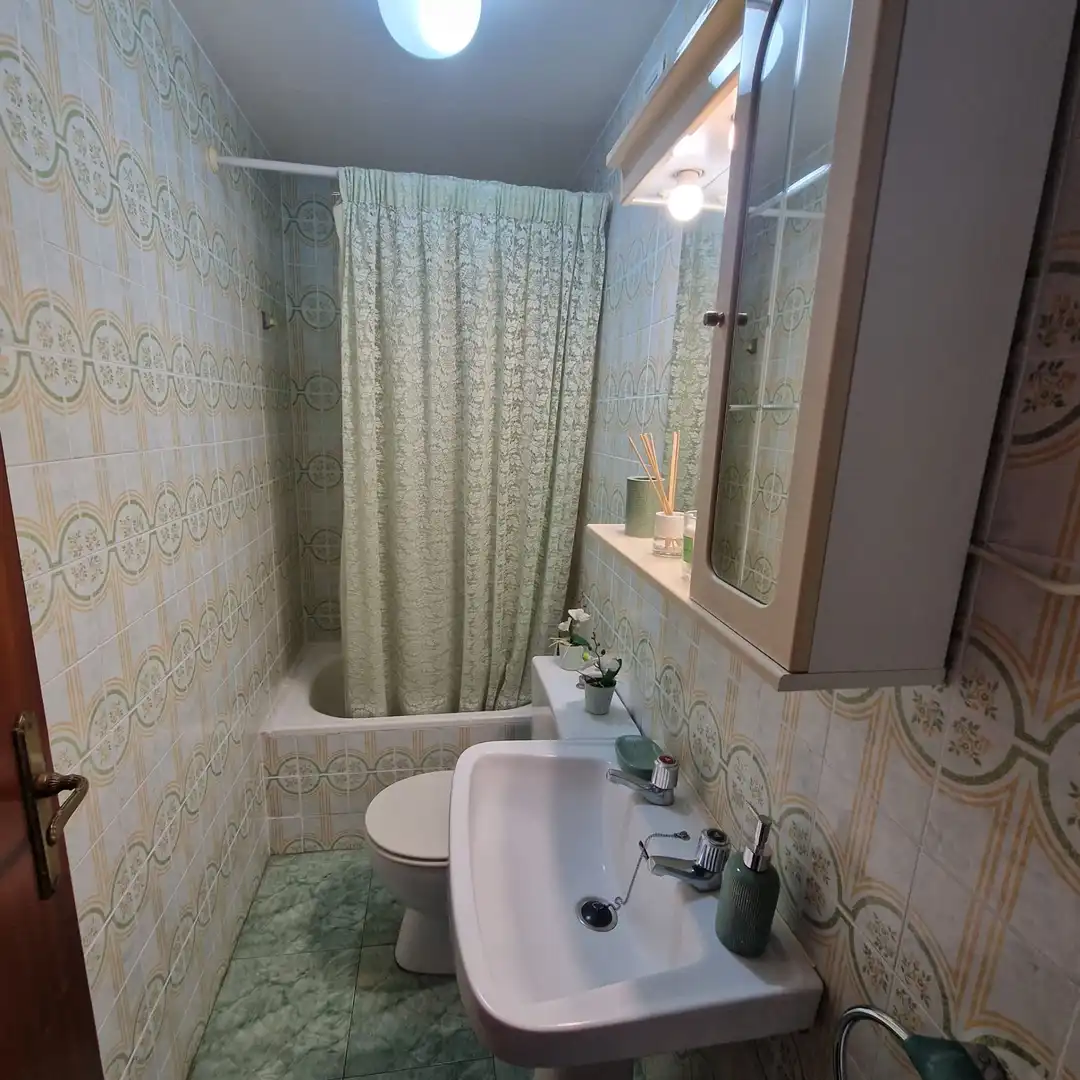 Baño de Piso en venta en Málaga con Aire acondicionado y Terraza