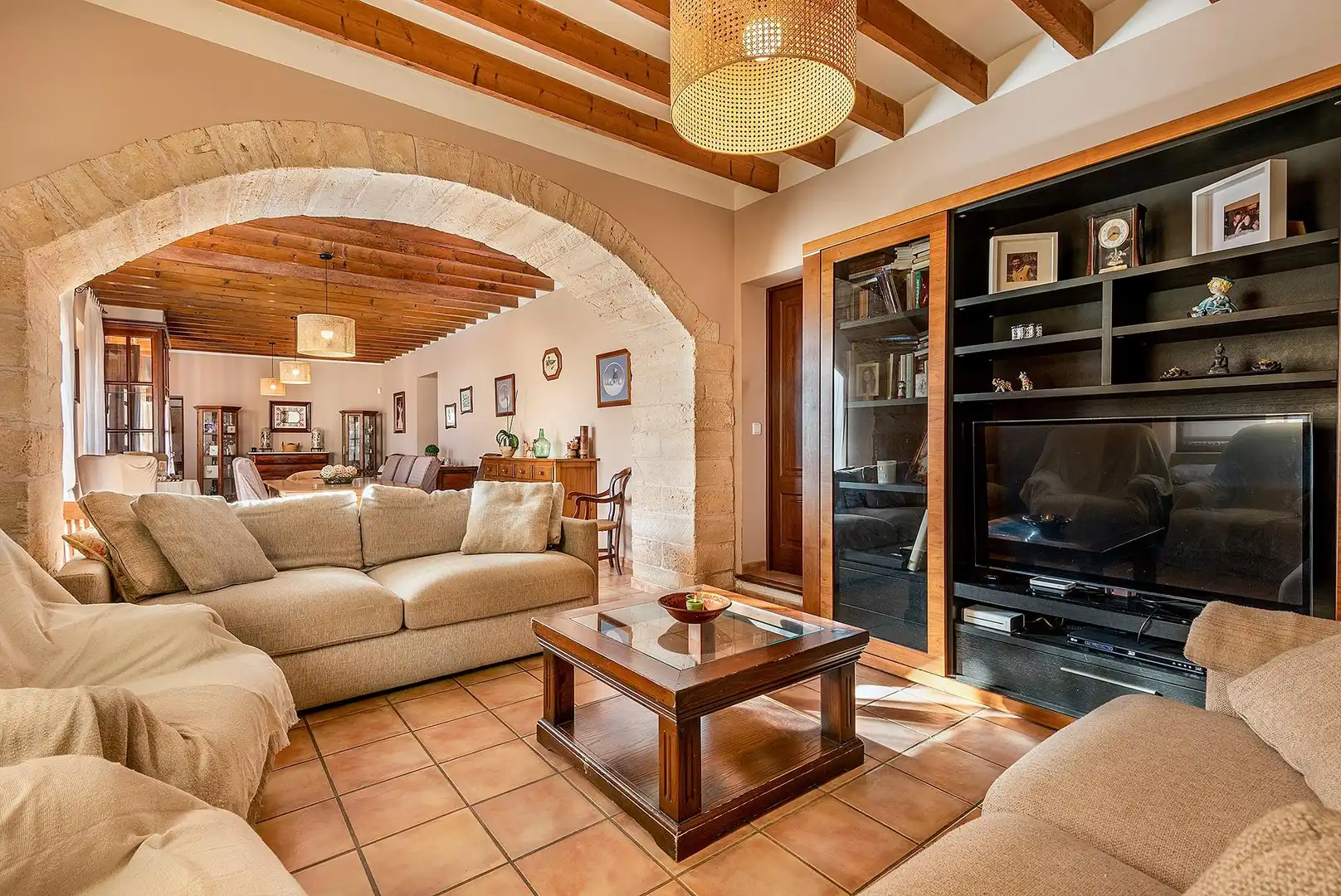 Sala de estar de Finca rústica en venta en  Palma de Mallorca con Calefacción, Jardín privado y Terraza