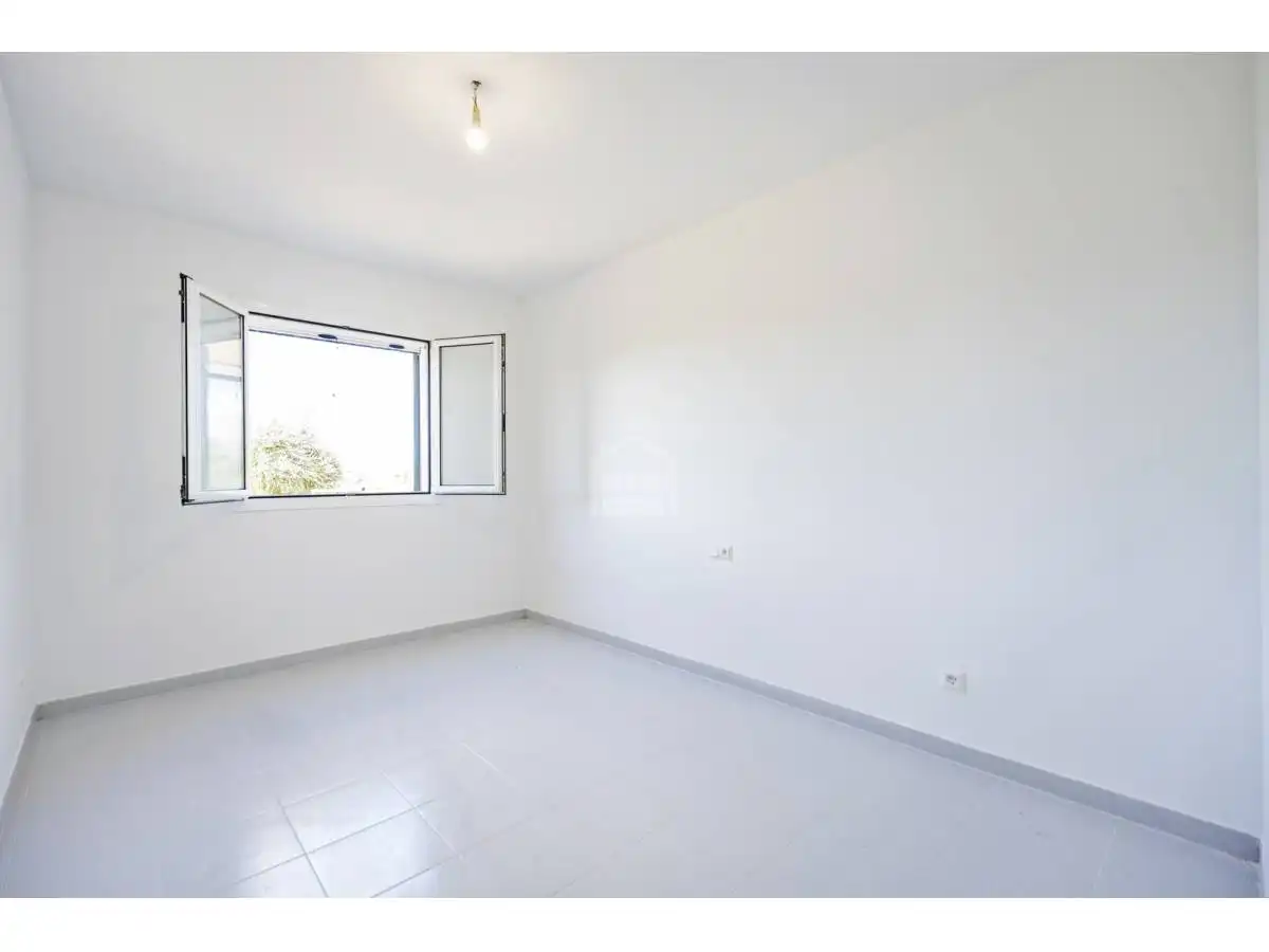 Dormitori de Apartament en venda en Es Castell amb Terrassa