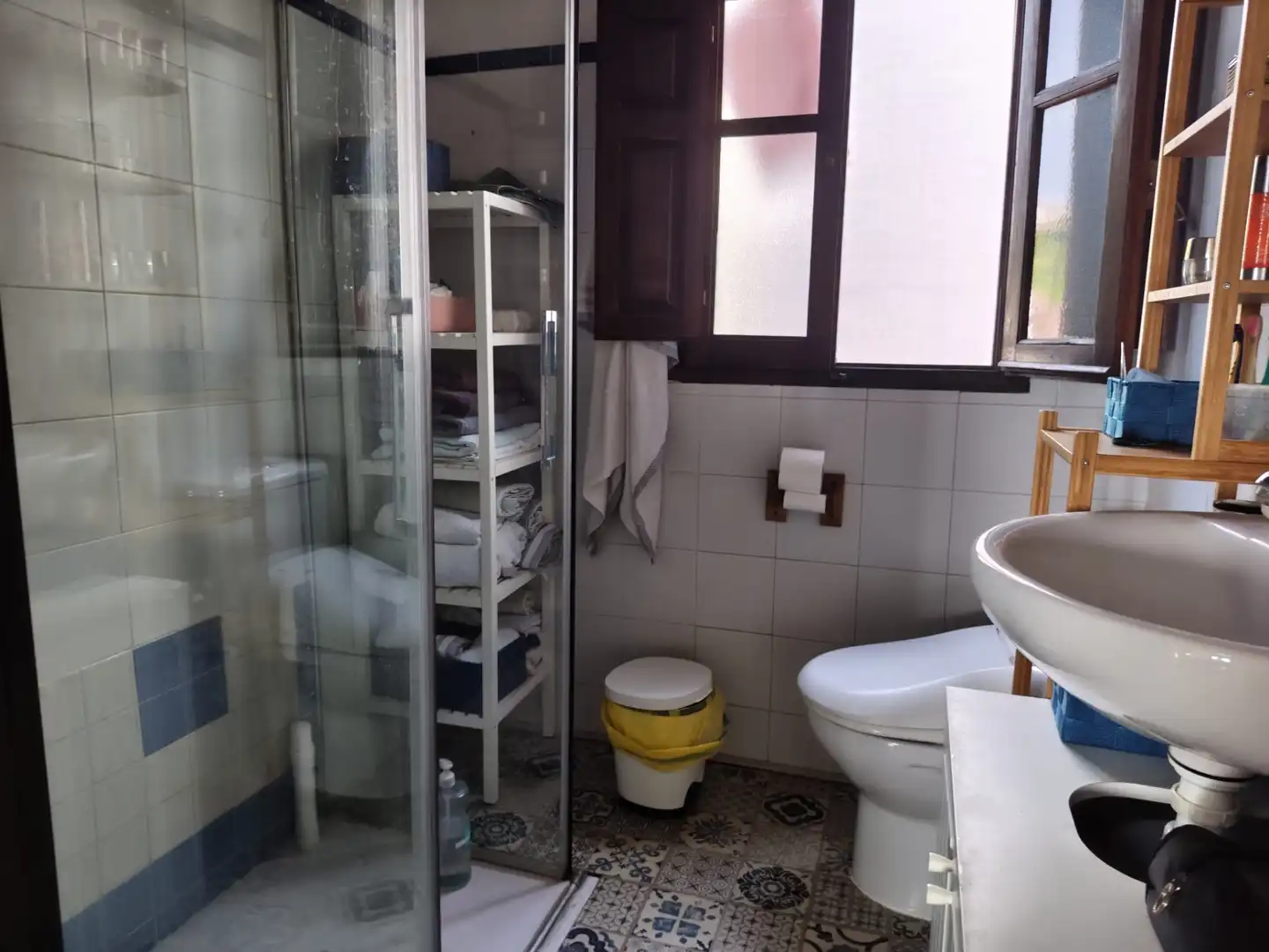 Badezimmer von Country house zur Miete in Salobreña mit Privatgarten, Terrasse und Schwimmbad