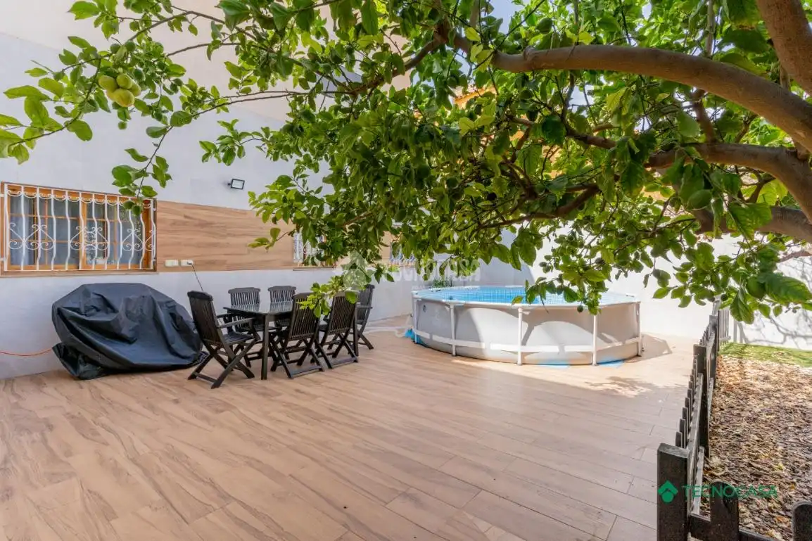 Detached homes for sale in Las Cabañuelas