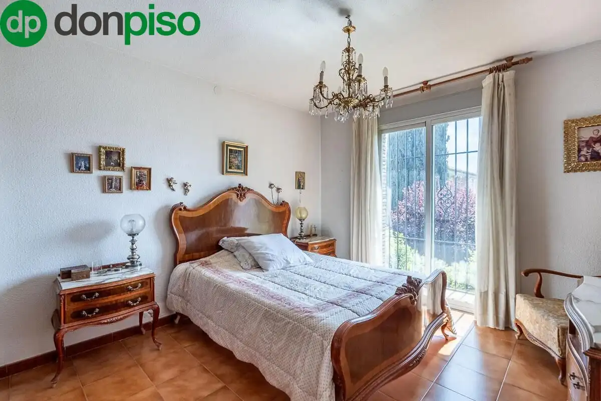 House with pool for sale in Calle GERANEO, imagen 24